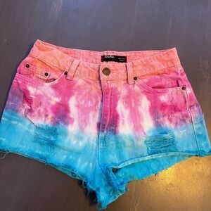 Tie dye short shorts